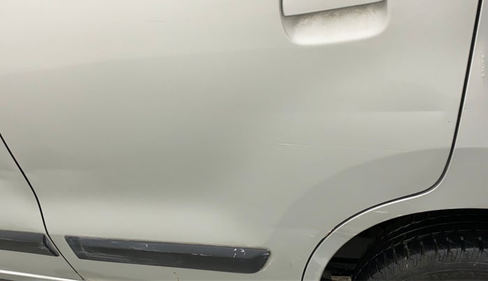 2014 Maruti Wagon R 1.0 VXI, Petrol, Manual, 32,849 km, Rear left door - Slightly dented