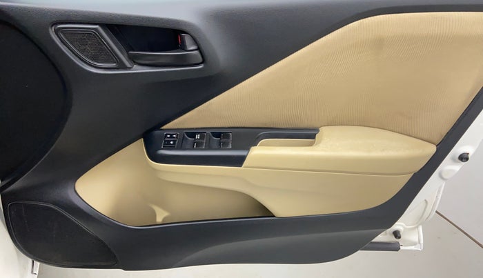 2014 Honda City SV MT DIESEL, Diesel, Manual, 37,909 km, Driver Side Door Panels Controls