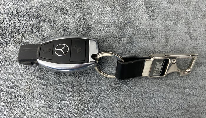 2014 Mercedes Benz GLA Class 200 CDI STYLE, Diesel, Automatic, 29,348 km, Key Close Up