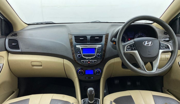 2011 Hyundai Verna FLUIDIC 1.6 VTVT SX, Petrol, Manual, 1,09,015 km, Dashboard