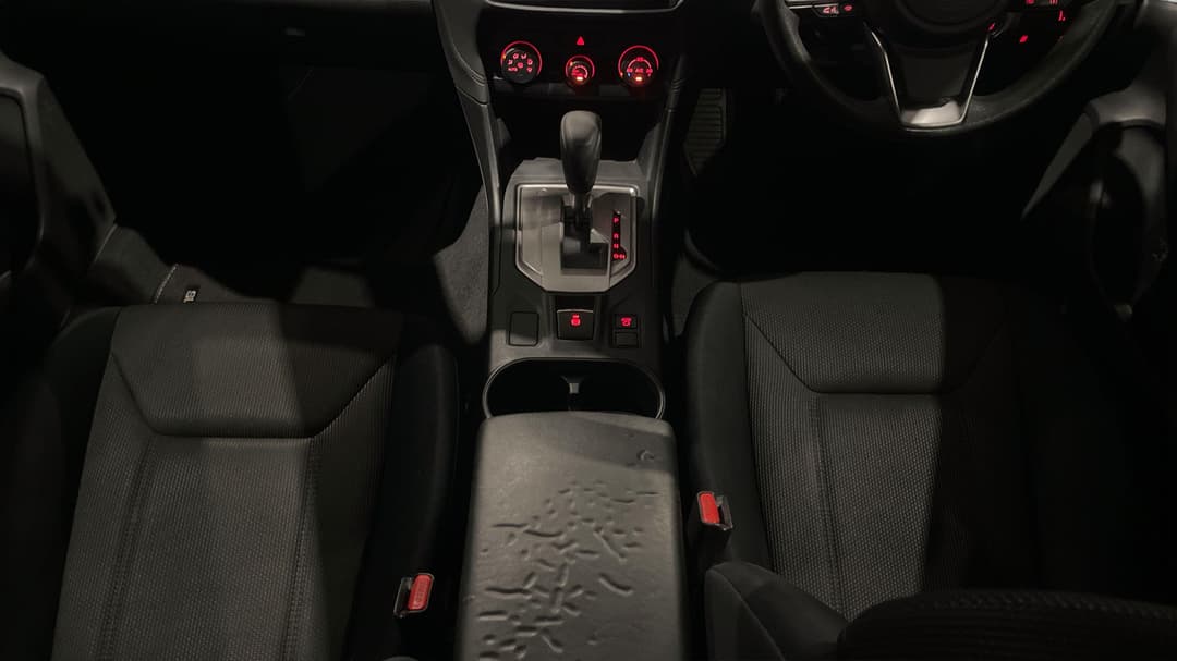 2020 Subaru Impreza 2.0i-l (AWD), Automatic, 129733 km, Center Console