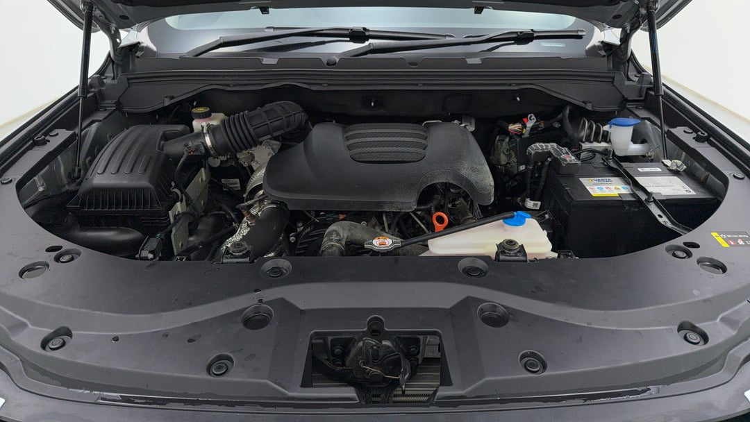 Open Bonnet (Engine)