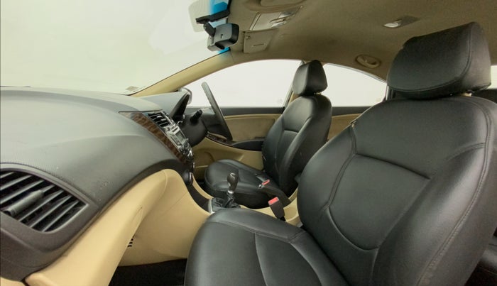 2012 Hyundai Verna FLUIDIC 1.6 CRDI SX, Diesel, Manual, 99,867 km, Right Side Front Door Cabin