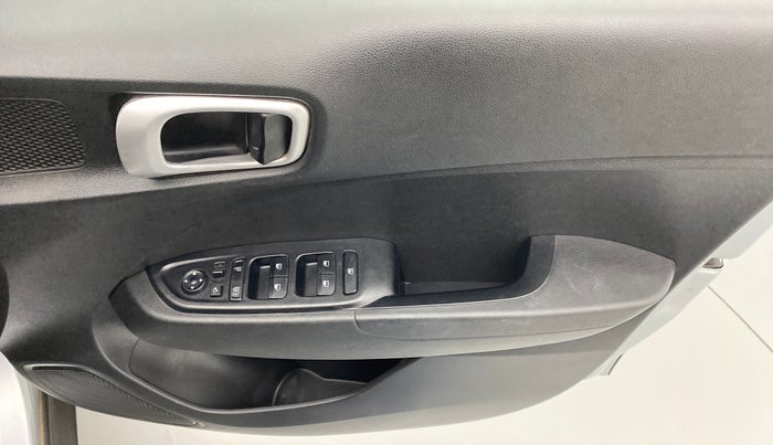 2019 Hyundai VENUE 1.0 TURBO GDI SX+ AT, Petrol, Automatic, 21,651 km, Driver Side Door Panels Control