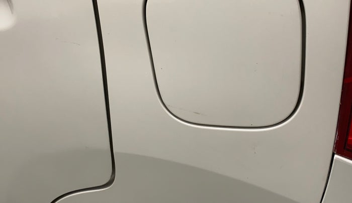 2016 Maruti Wagon R 1.0 VXI AMT, Petrol, Automatic, 42,704 km, Left quarter panel - Minor scratches