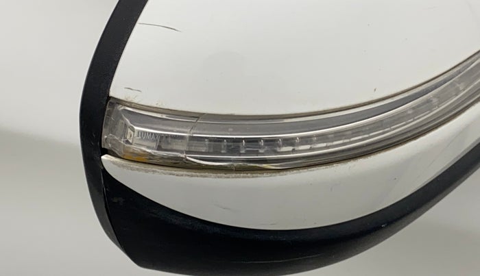 2019 Hyundai Elite i20 SPORTZ PLUS  1.2 CVT, Petrol, Automatic, 87,627 km, Right rear-view mirror - Indicator light has minor damage