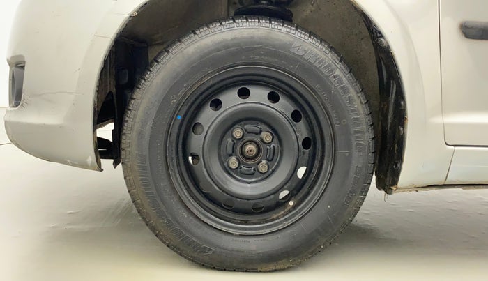 2011 Maruti Swift VXI, Petrol, Manual, 75,485 km, Left Front Wheel