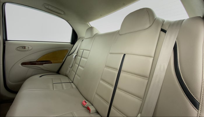 2013 Toyota Etios V SP, Petrol, Manual, 36,336 km, Right Side Rear Door Cabin