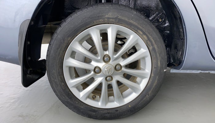 2013 Toyota Etios V SP, Petrol, Manual, 36,336 km, Right Rear Wheel
