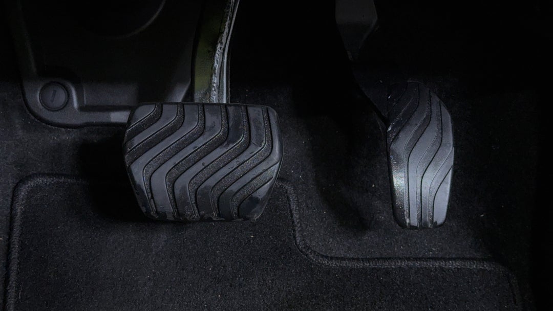 Pedals and Footmat