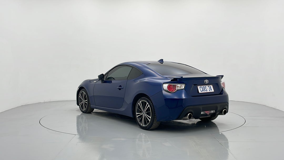 Left Back Diagonal (45- Degree) View