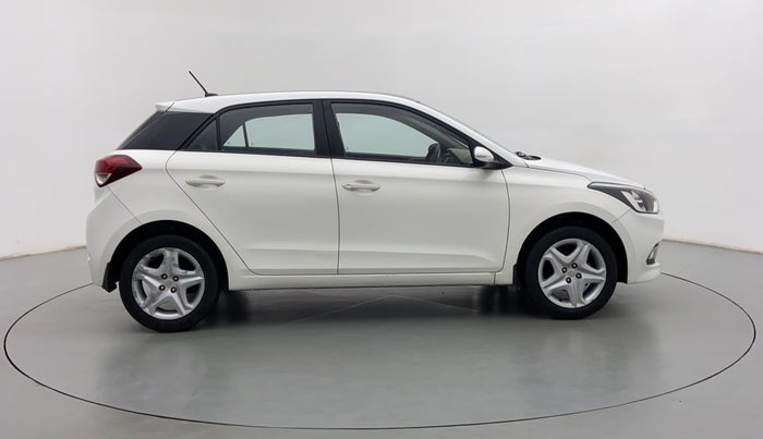 2017 Hyundai Elite i20 ASTA 1.2, Petrol, Manual, 26,725 km, Right Side