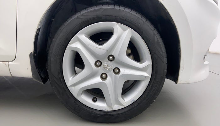 2017 Hyundai Elite i20 ASTA 1.2, Petrol, Manual, 26,725 km, Right Front Wheel