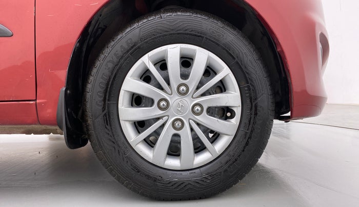 2013 Hyundai i10 MAGNA 1.2 KAPPA2, Petrol, Manual, 37,560 km, Right Front Wheel