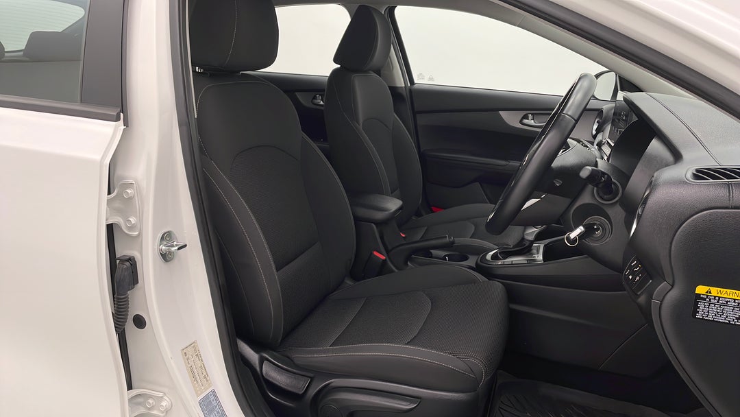 2020 Kia Cerato S, Automatic, 55183 km, Right Side Front Door Cabin View