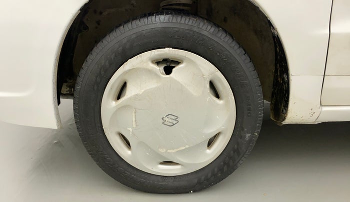 2011 Maruti Zen Estilo LXI CNG, CNG, Manual, 64,614 km, Left front tyre - Minor crack