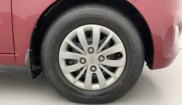 2014 Hyundai i10 SPORTZ 1.1, Petrol, Manual, 37,958 km, Right Front Wheel