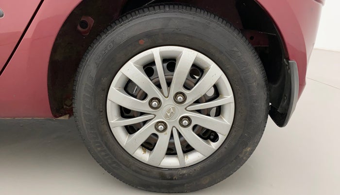2014 Hyundai i10 SPORTZ 1.1, Petrol, Manual, 37,958 km, Left Rear Wheel