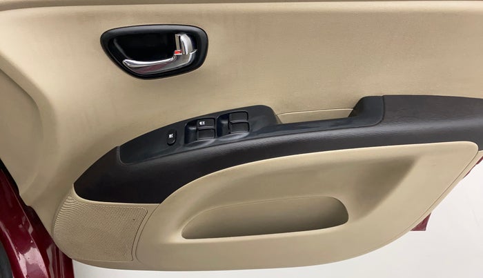2014 Hyundai i10 SPORTZ 1.1, Petrol, Manual, 37,958 km, Driver Side Door Panels Control