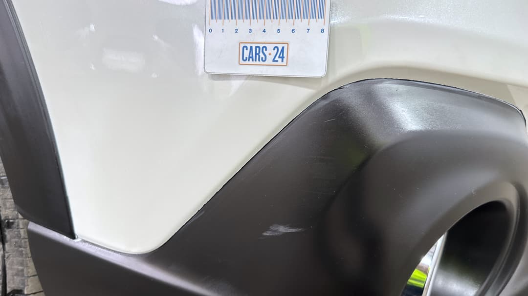 Bumper Front Scratch