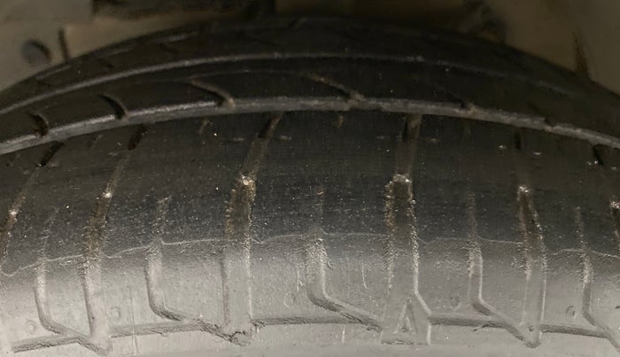 2015 Tata Zest XT PETROL, Petrol, Manual, 36,411 km, Left Front Tyre Tread