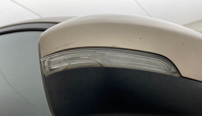 2015 Tata Zest XT PETROL, Petrol, Manual, 36,411 km, Right rear-view mirror - Indicator light has minor damage