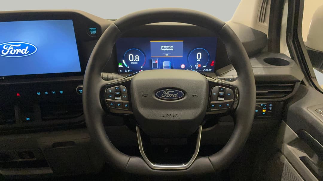 2025 Ford Transit Custom Trail (lwb), Automatic, 15877 km, Steering Wheel Close-up