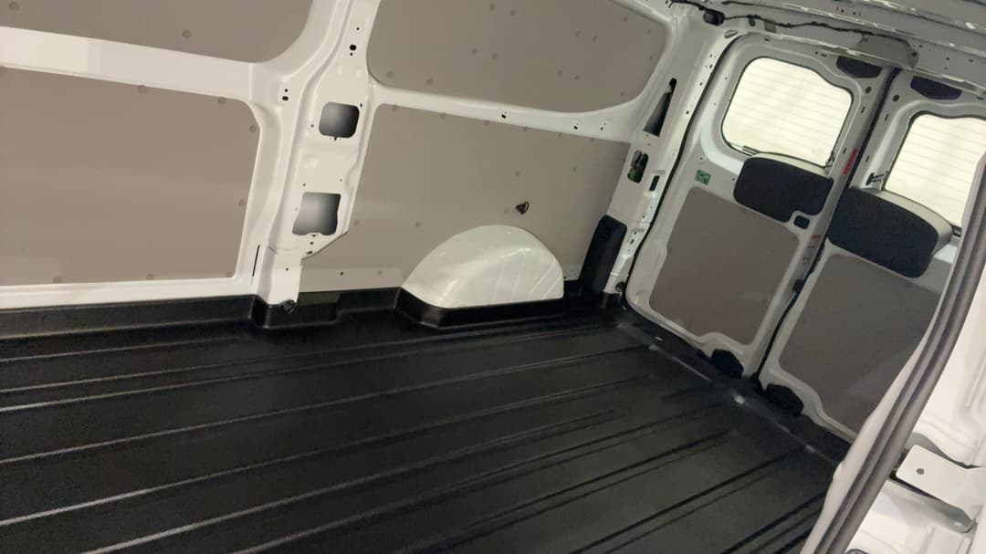 2025 Ford Transit Custom Trail (lwb), Automatic, 15877 km, Right Side Rear Door Cabin View