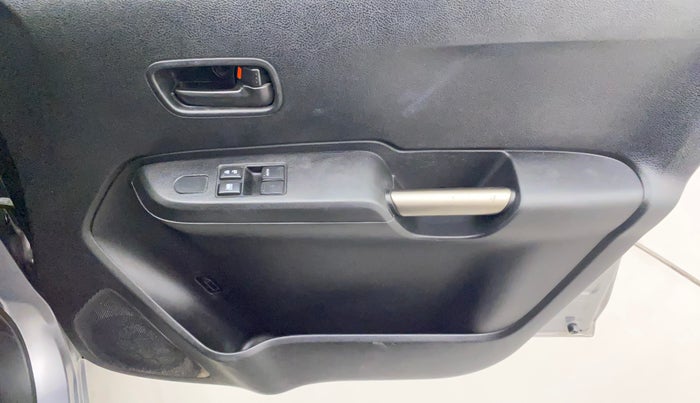 2017 Maruti IGNIS SIGMA 1.2, Petrol, Manual, 51,748 km, Driver Side Door Panels Control