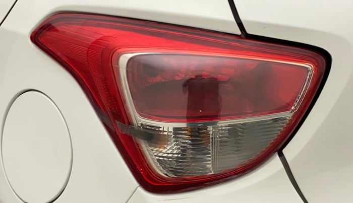 2015 Hyundai Grand i10 SPORTZ 1.2 KAPPA VTVT, Petrol, Manual, 71,787 km, Left tail light - Minor scratches