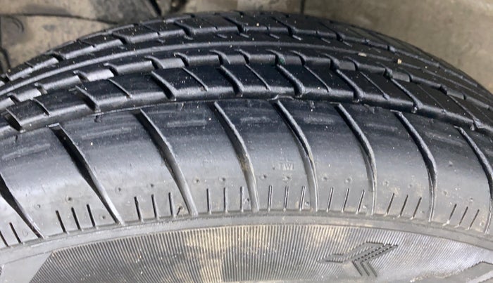2019 Maruti New Wagon-R LXI 1.0 L, Petrol, Manual, 3,619 km, Left Front Tyre Tread