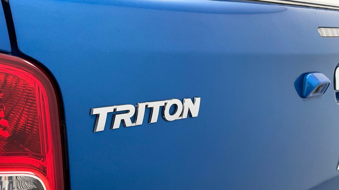 Badge (Boot Left Side)