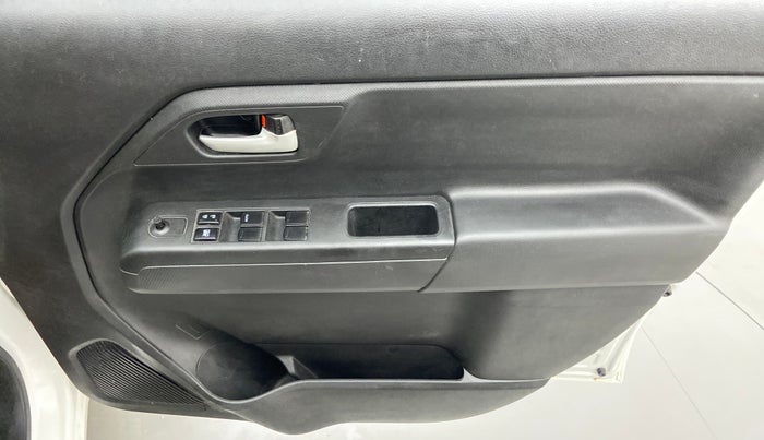 2020 Maruti New Wagon-R VXI 1.0, Petrol, Manual, 20,832 km, Driver Side Door Panels Control