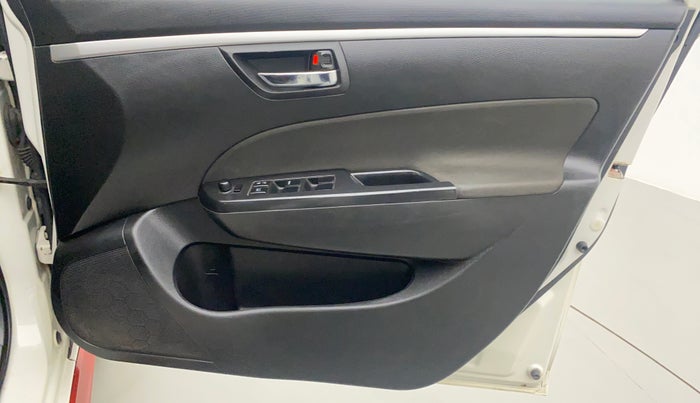 2015 Maruti Swift VXI, Petrol, Manual, 73,113 km, Driver Side Door Panels Control