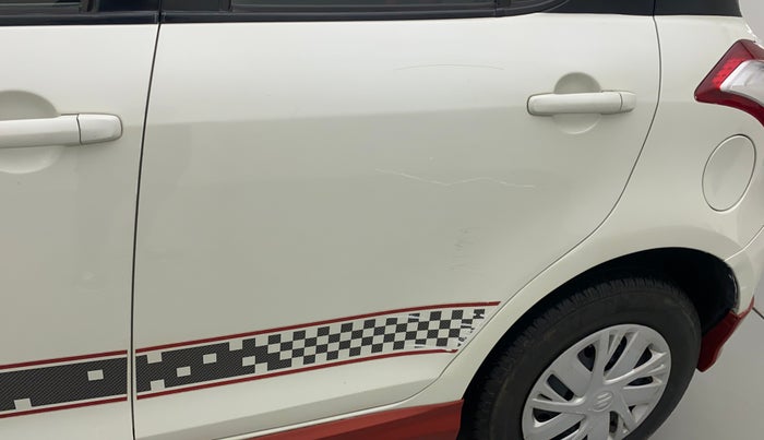2015 Maruti Swift VXI, Petrol, Manual, 73,113 km, Rear left door - Minor scratches