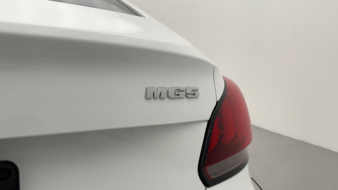 Badge (Boot Right Side)