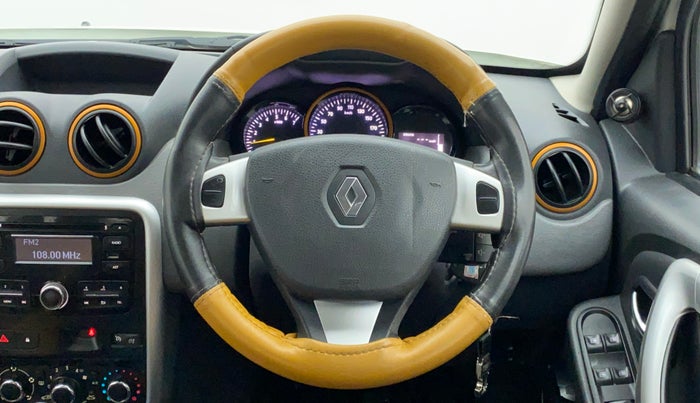 2015 Renault Duster RXL 110PS EXPLORER, Diesel, Manual, 94,673 km, Steering Wheel Close Up
