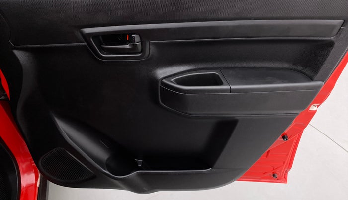 2020 Maruti S PRESSO VXI, Petrol, Manual, 3,942 km, Driver Side Door Panels Control