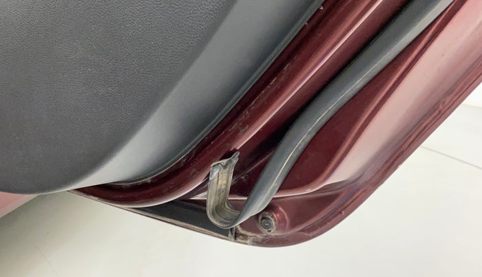 2015 Honda City 1.5L I-VTEC SV CVT, Petrol, Automatic, 76,878 km, Right rear door - Beading has minor damage