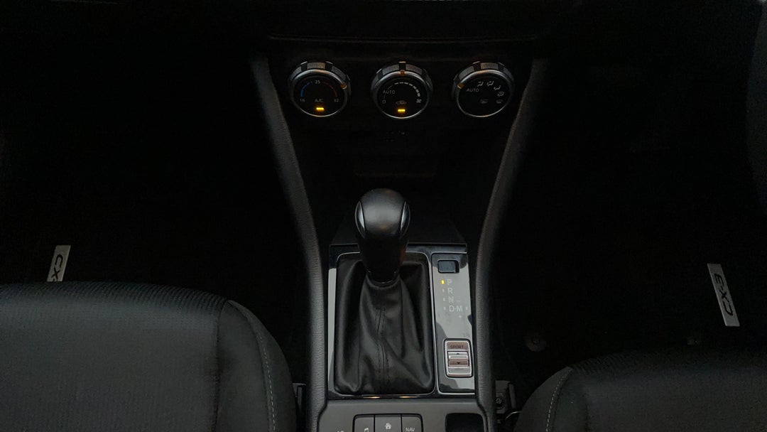 2018 Mazda CX-3 Maxx Sport (fwd), Automatic, 94108 km, Gear Lever 