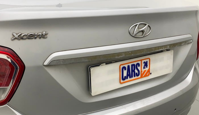 2014 Hyundai Xcent SX 1.2, Petrol, Manual, 60,048 km, Dicky (Boot door) - Slightly dented