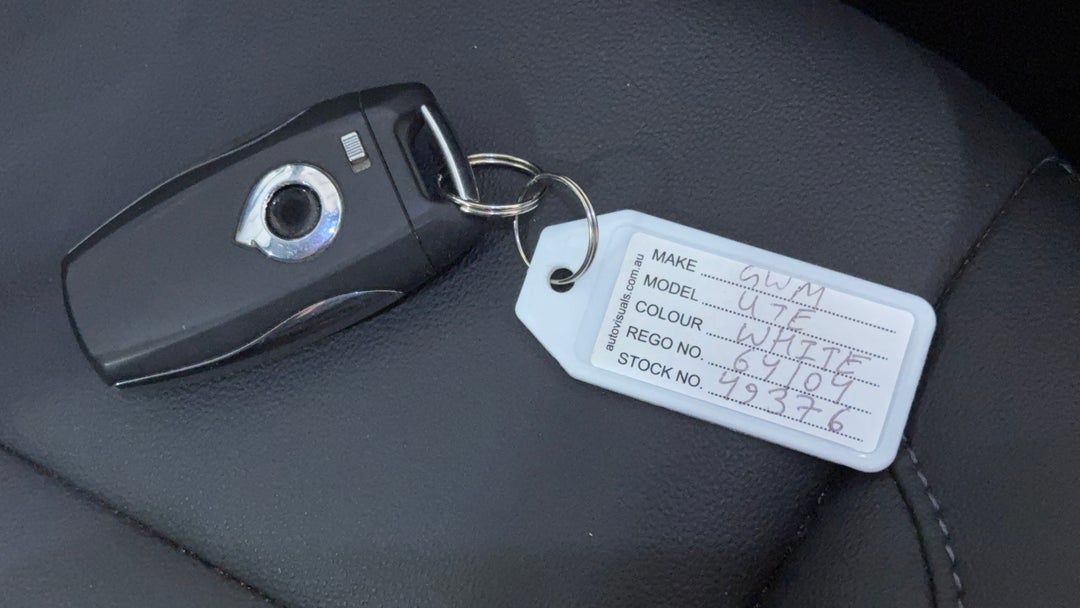 2024 GWM Ute Cannon-l (4x4), Automatic, 22476 km, Key Close-up