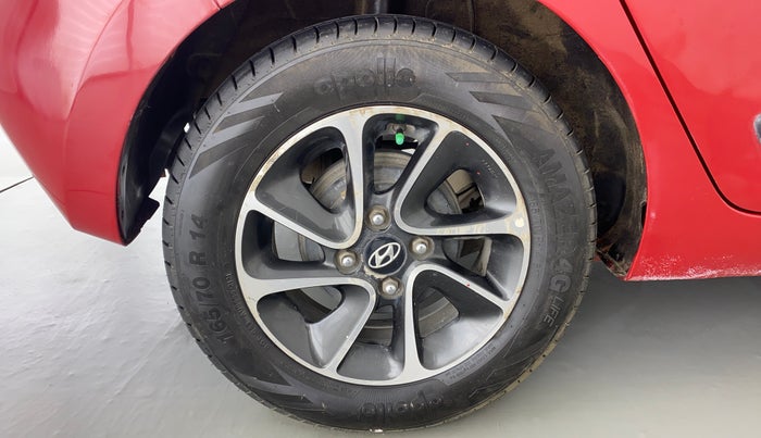 2017 Hyundai Grand i10 ASTA 1.2 (O) VTVT, Petrol, Manual, 49,649 km, Right Rear Wheel