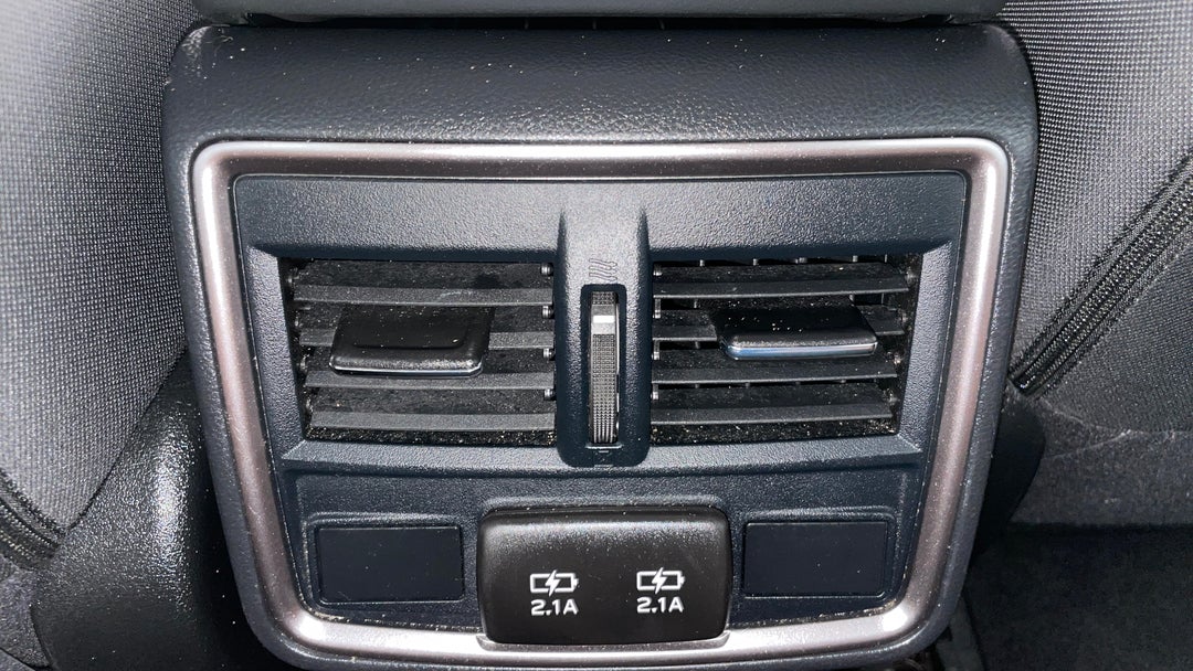 Rear A/C Vent