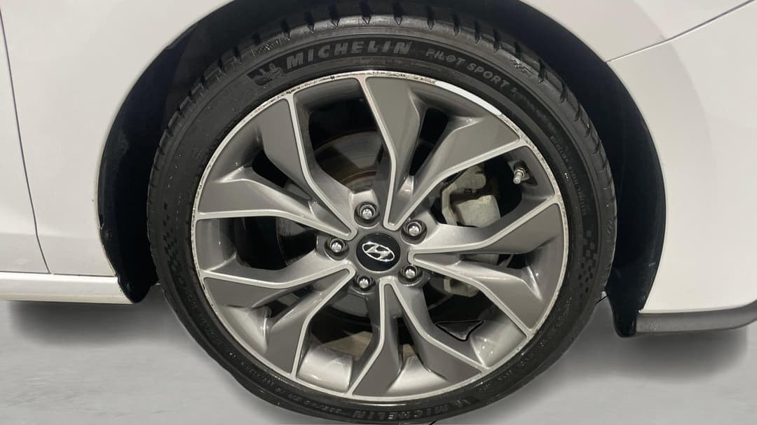 2022 Hyundai i30 N Line Premium, Automatic, 81339 km, Right Front Wheel