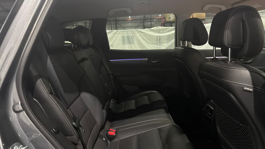 2023 Renault Koleos Zen (4x2), Automatic, 32504 km, Right Side Rear Door Cabin View