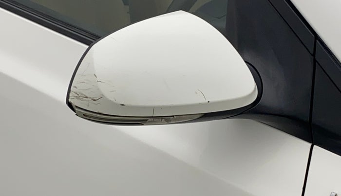 2014 Hyundai Xcent S (O) 1.2, Petrol, Manual, 80,250 km, Right rear-view mirror - Cover has minor damage