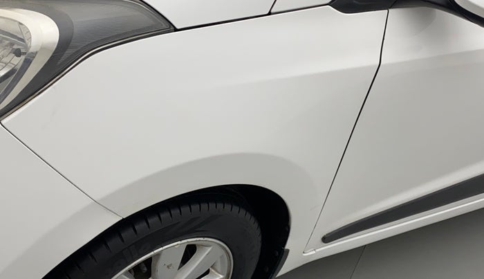 2014 Hyundai Xcent S (O) 1.2, Petrol, Manual, 80,250 km, Left fender - Minor scratches