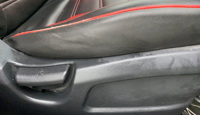 2018 Hyundai Elite i20 MAGNA EXECUTIVE 1.2, Petrol, Manual, 55,117 km, Driver Side Adjustment Panel