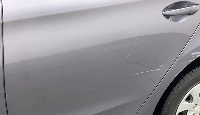 2018 Hyundai Elite i20 MAGNA EXECUTIVE 1.2, Petrol, Manual, 55,117 km, Rear left door - Minor scratches